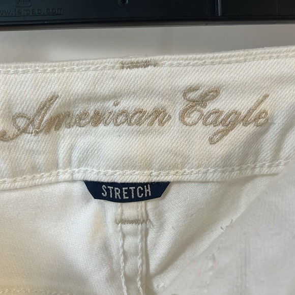 American Eagle Outfitters White Jean Shorts - Picture 6 of 8